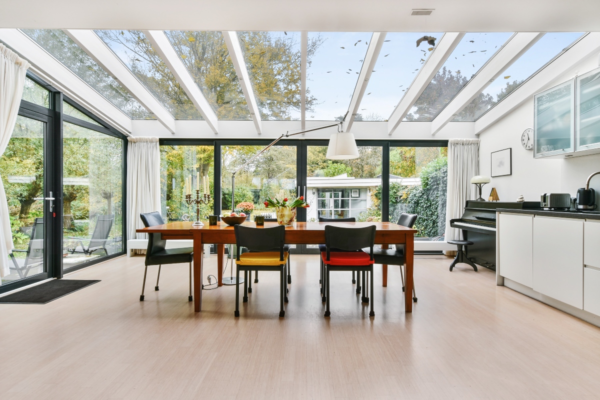 glass box extension